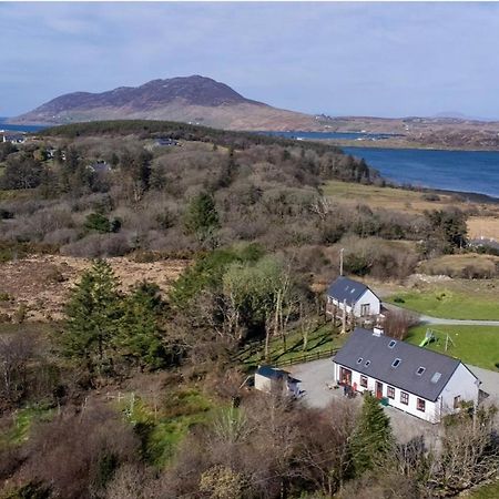 Red Deer Cosy Apartment In Letterfrack Connemara Exterior foto